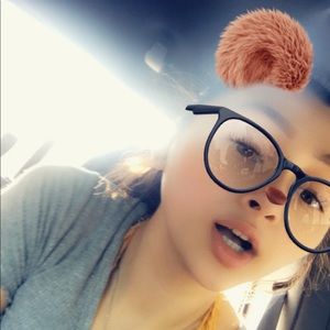 Meet your Posher, Georgia